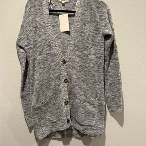 Paper Crane Gray Button-Up Cardigan. PTP 20-22”, Length 29”